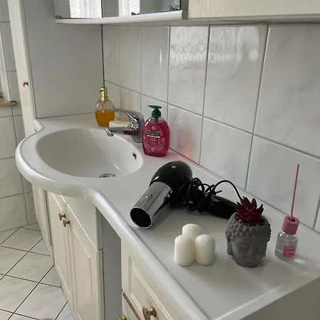 Daire Gemuetliche Stadtwohnung Leoben, Gratis Parkplaetze *